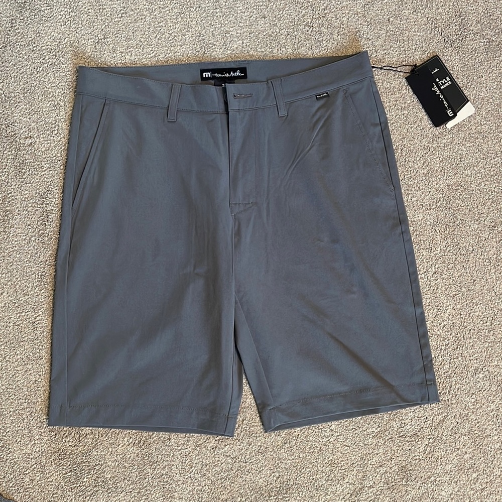Travis Mathew golf shorts